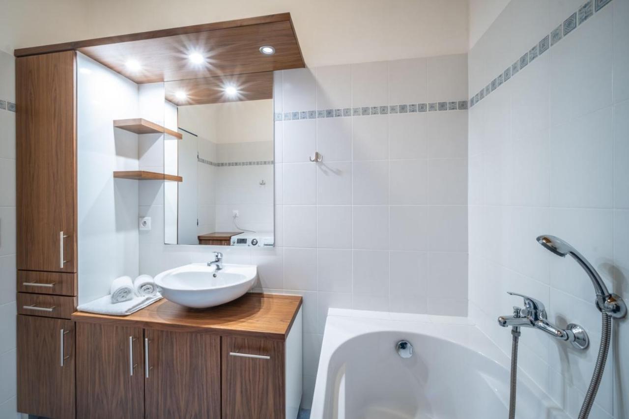 Apartment Doky D8 - Lipno Home Lipno nad Vltavou Ngoại thất bức ảnh